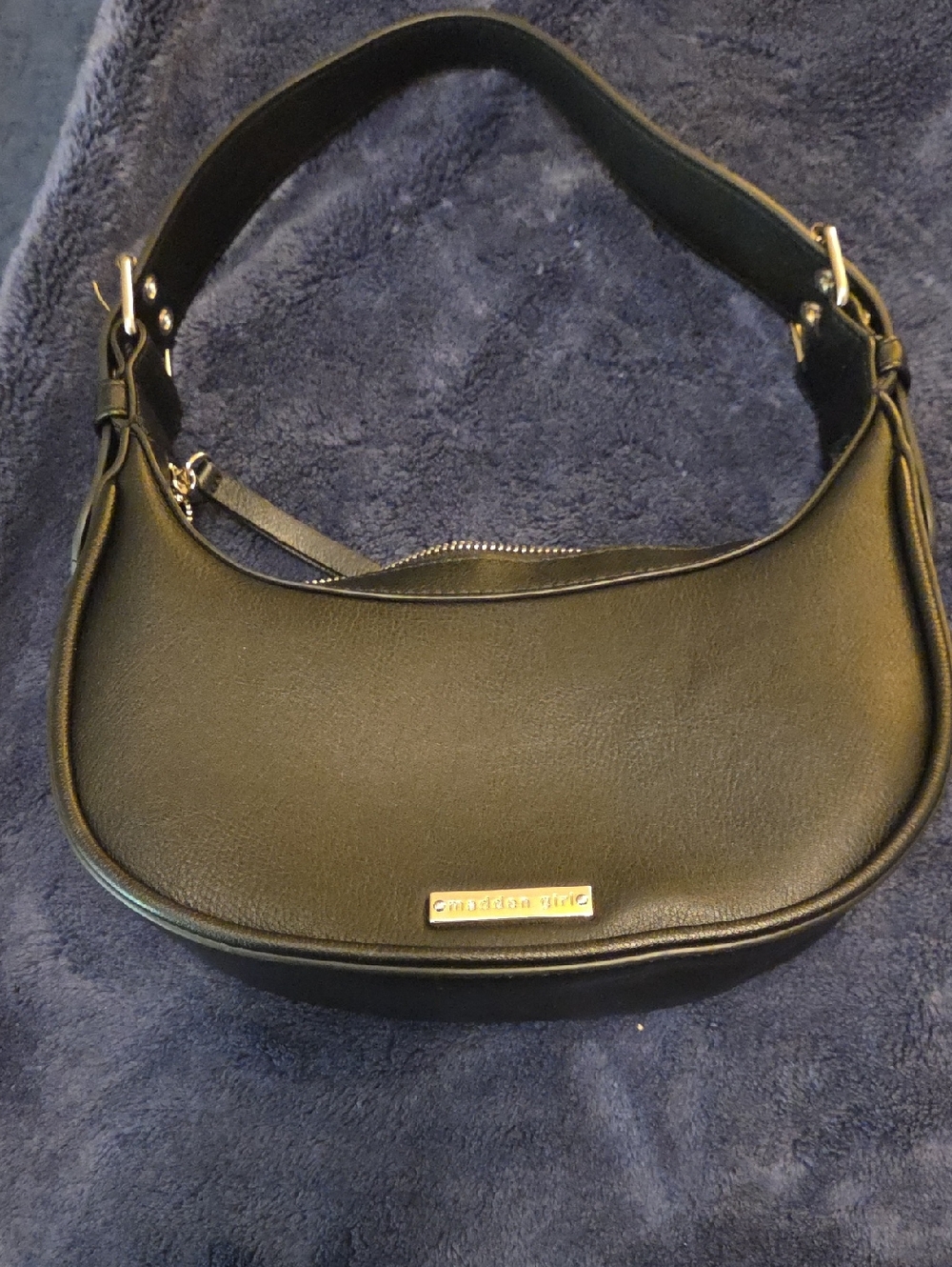 NWOT MADDEN GIRL Madison Black Crescent Shoulder Bag